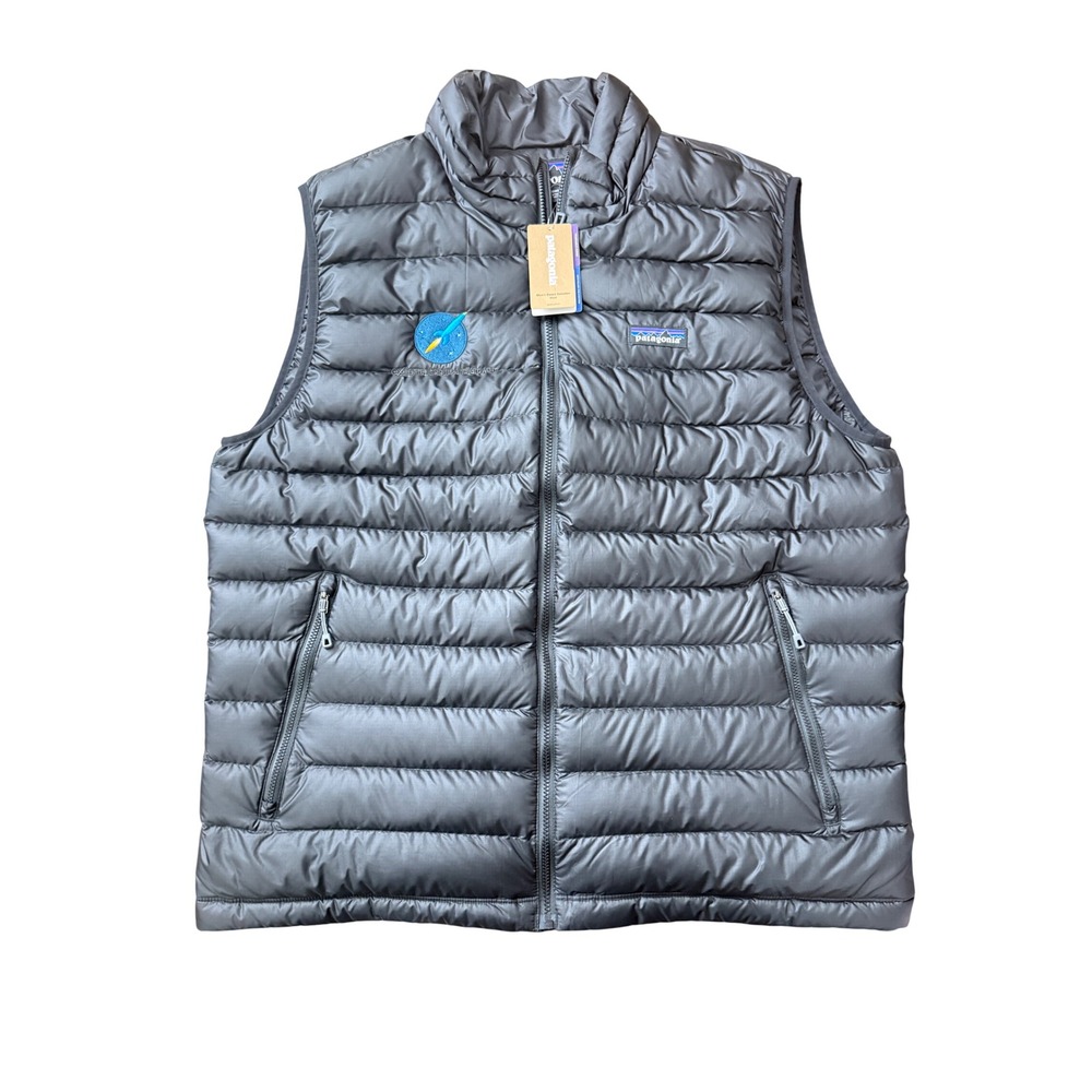 Patagonia Mens Down Sweater Vest Black 84622 Puffer Rocket Patch Large NWT